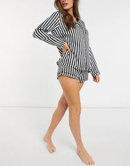 Black & White Stripes Printed Lounge Wear.