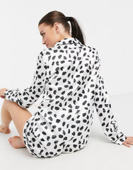 Black Abstract Printed Lounge Wear.