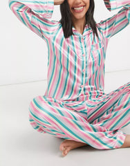 Multi Color Digital Abstract Printed loungewear/Nightsuit For Women With Pants.
