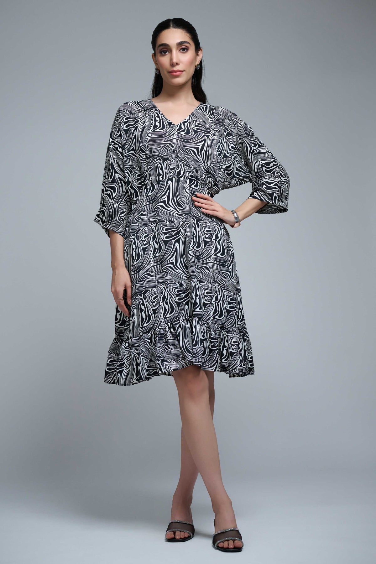 Black & White Poly Crepe V Neck Regular Sleeve Spiral Print Knee Length Dress