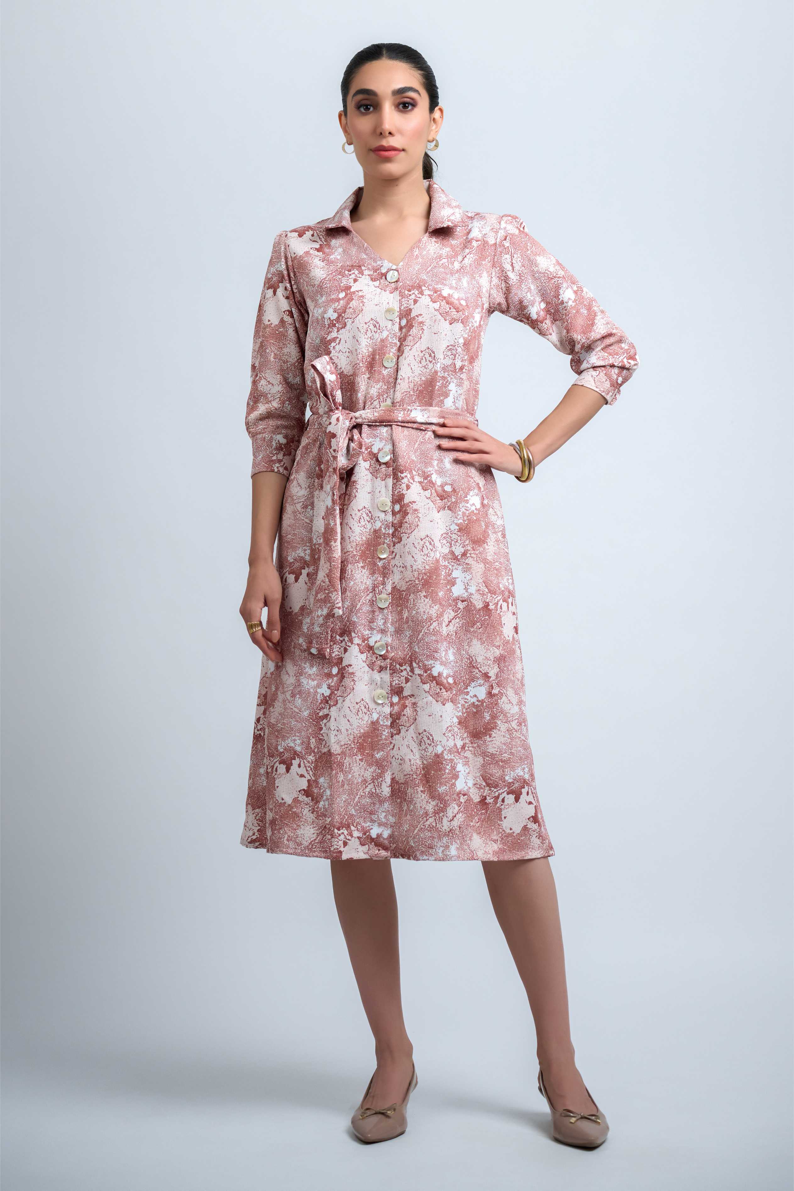 Rust-Offwhite Wrinkle Satin Cuff Sleeve Abstract Dress