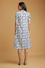 White-Black Wrinkle Satin Round Neck Cuff Sleeve Abstract Knee Length Dress